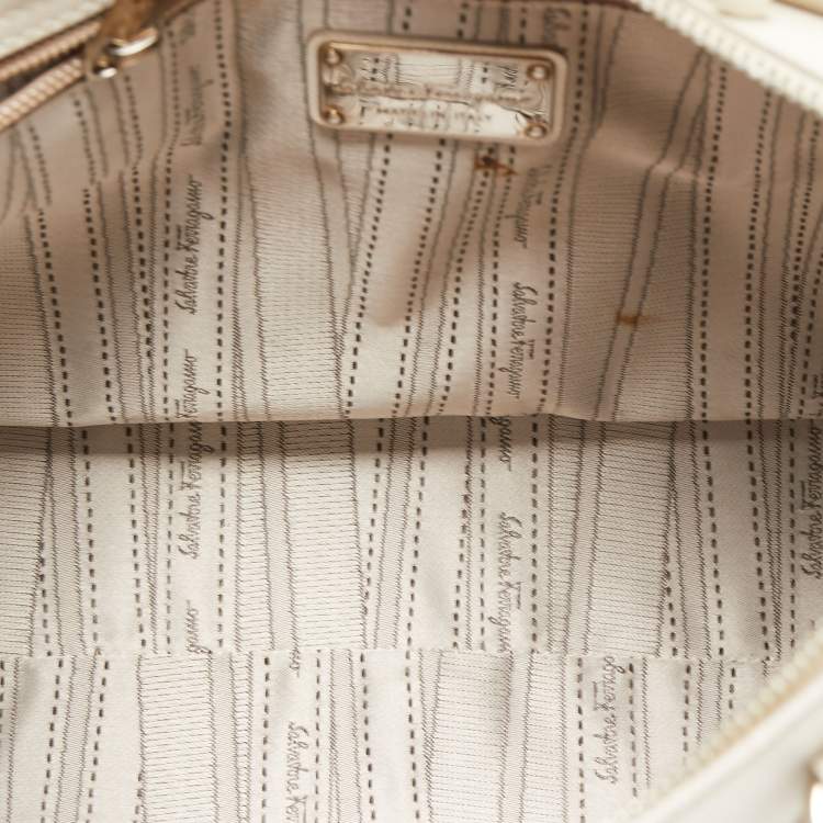 Pre Owned Salvatore Ferragamo White Leather Briana Tote