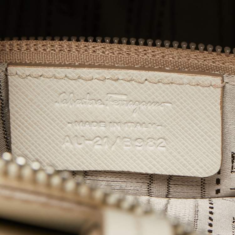 Pre Owned Salvatore Ferragamo White Leather Briana Tote
