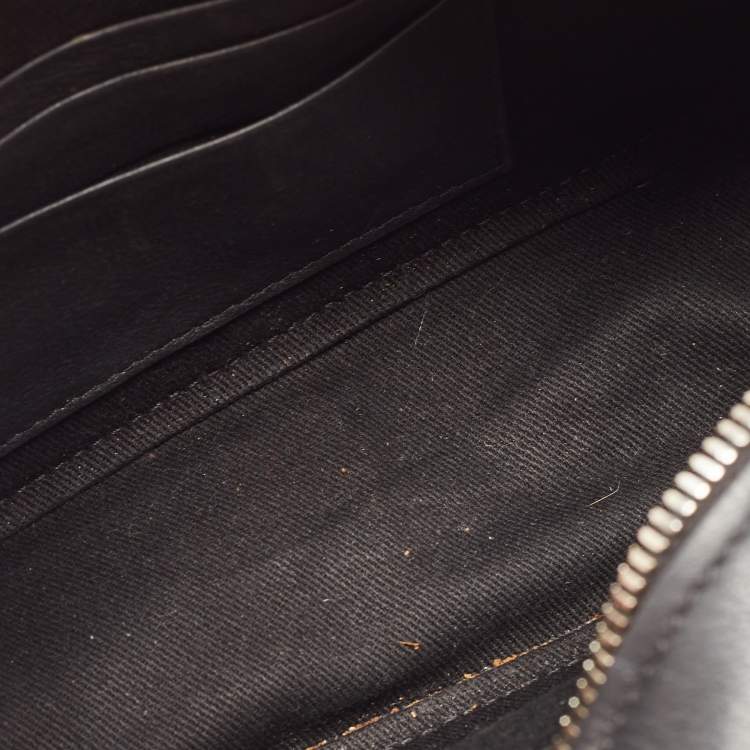 مملوكة مسبقًا Salvatore Ferragamo Black Leather Double Gancio Crossbody Bag