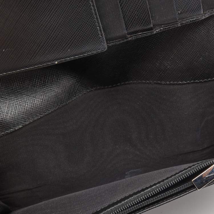 مملوكة مسبقًا Salvatore Ferragamo Black Leather Gancini Bit Continental Wallet