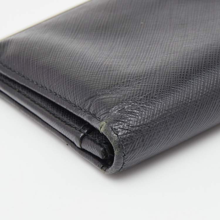 مملوكة مسبقًا Salvatore Ferragamo Black Leather Gancini Bit Continental Wallet