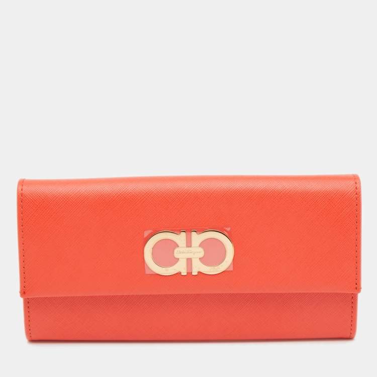 Pre Owned Salvatore Ferragamo Orange Gancio Leather Continental Wallet