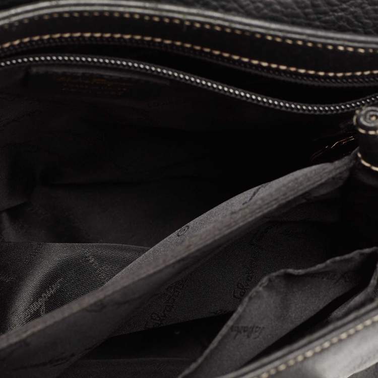 Pre Owned Salvatore Ferragamo Black Leather Gancini Flap Shoulder Bag