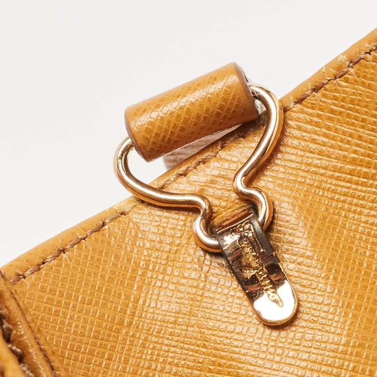 Pre Owned Salvatore Ferragamo Mustard Leather Kelly Top Handle Bag
