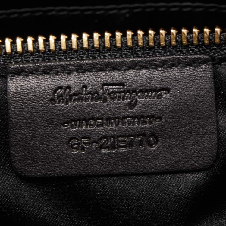 مملوكة مسبقًا Salvatore Ferragamo Black Leather Medium Fiamma Satchel
