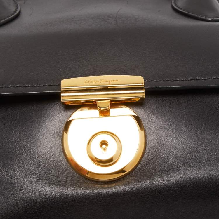 مملوكة مسبقًا Salvatore Ferragamo Black Leather Medium Fiamma Satchel