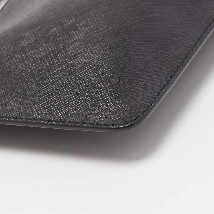 Pre Owned Salvatore Ferragamo Black Leather Gancio Wristlet Zip Pouch