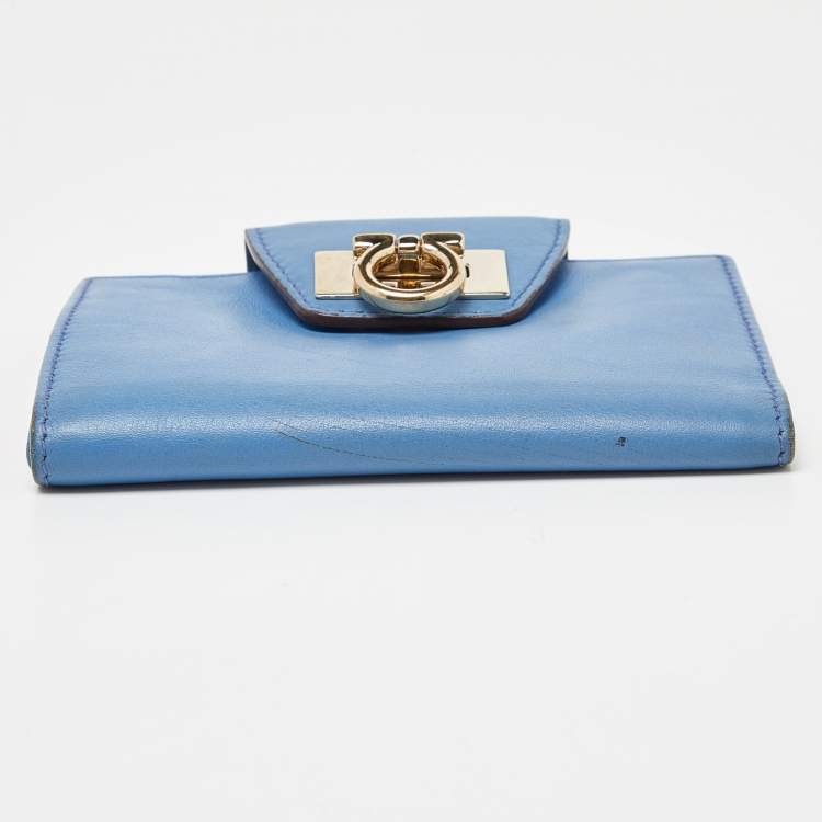 مملوكة مسبقًا Salvatore Ferragamo Blue Leather Gancini Wallet