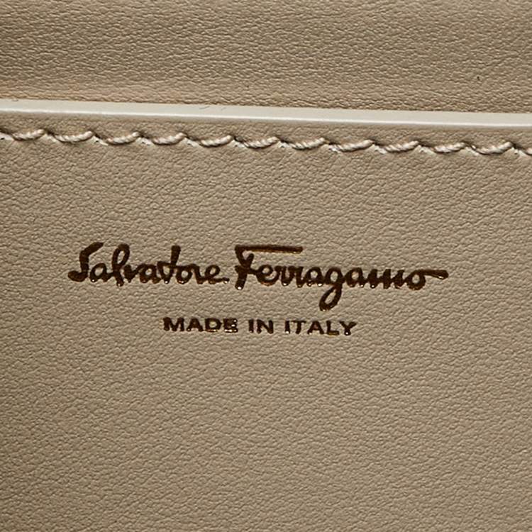Pre Owned Salvatore Ferragamo Beige Leather Letty Top Handle Bag