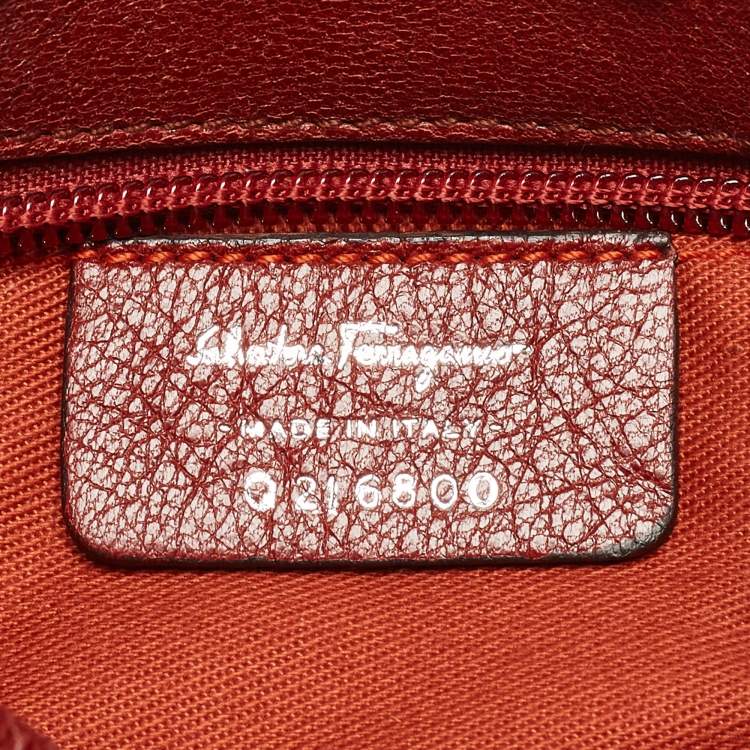 Pre Owned Salvatore Ferragamo Brown Leather Chain Pochette 
