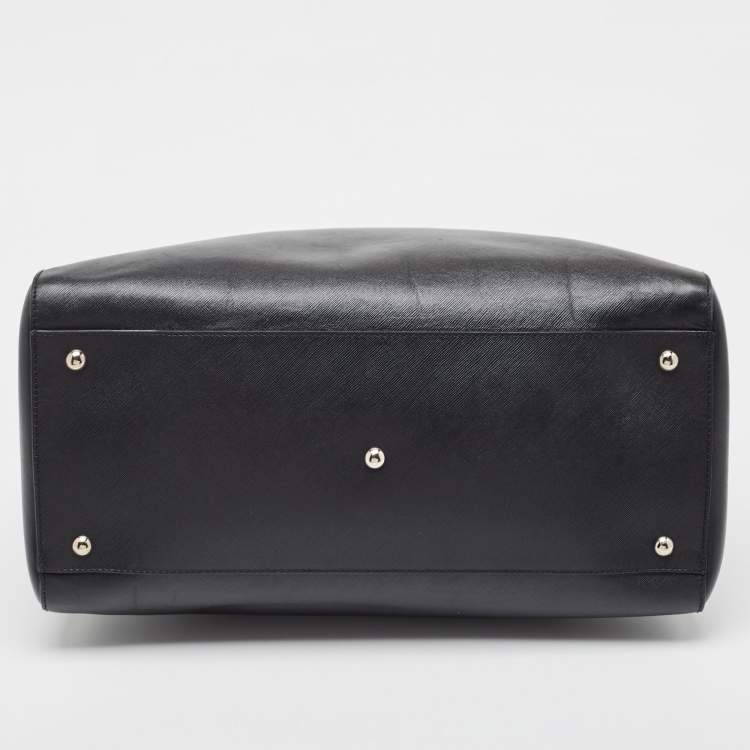 مملوكة مسبقًا Salvatore Ferragamo Black Leather Large Beky Tote