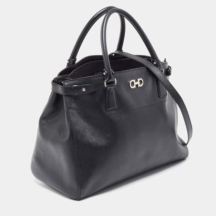 مملوكة مسبقًا Salvatore Ferragamo Black Leather Large Beky Tote