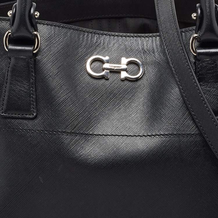مملوكة مسبقًا Salvatore Ferragamo Black Leather Large Beky Tote