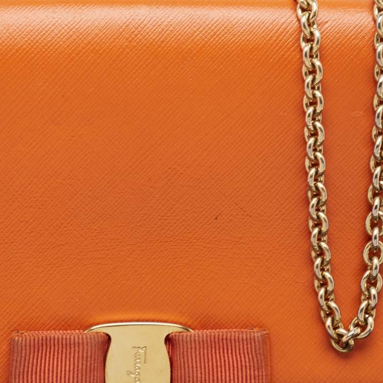 Pre Owned Salvatore Ferragamo Orange Leather Vara Bow Crossbody Bag