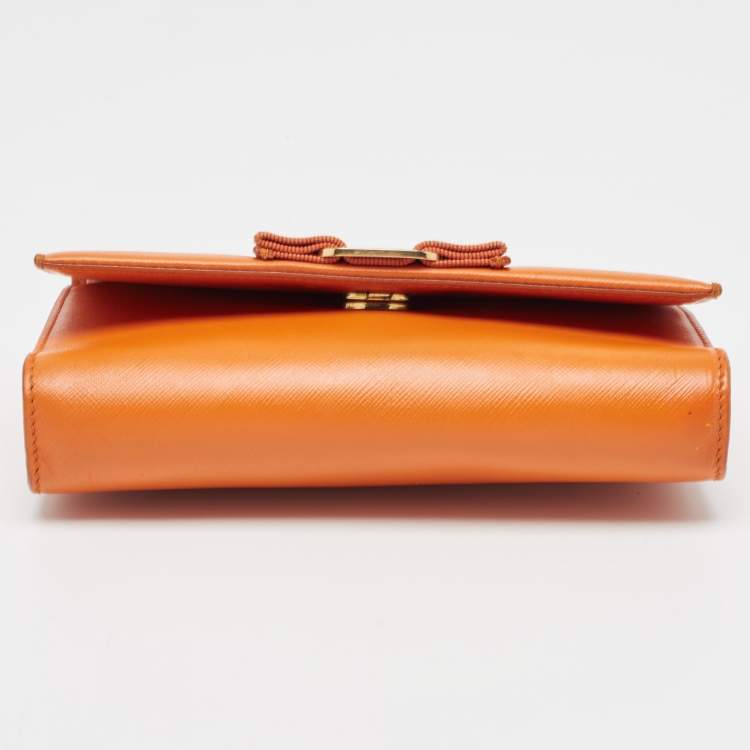 Pre Owned Salvatore Ferragamo Orange Leather Vara Bow Crossbody Bag