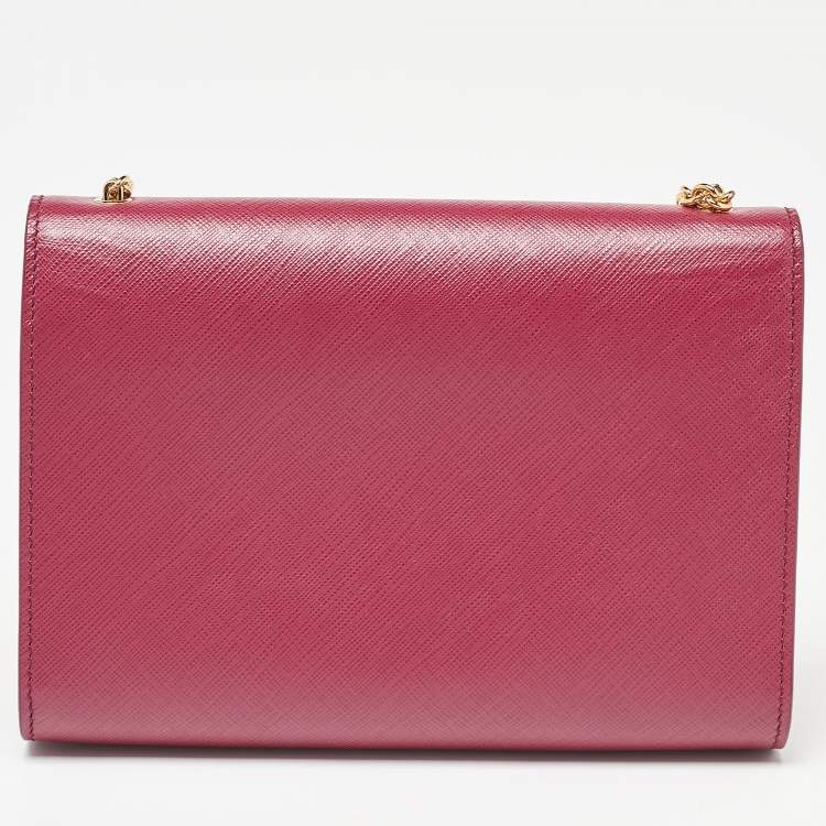 Pre Owned Salvatore Ferragamo Dark Pink Leather Vara Bow Chain Bag