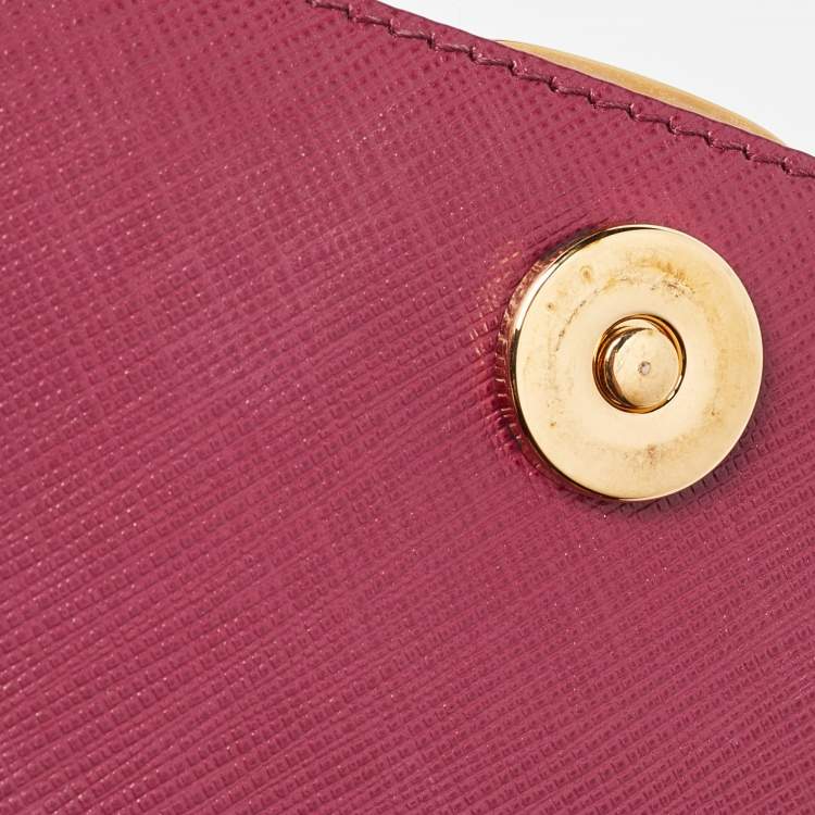Pre Owned Salvatore Ferragamo Dark Pink Leather Vara Bow Chain Bag