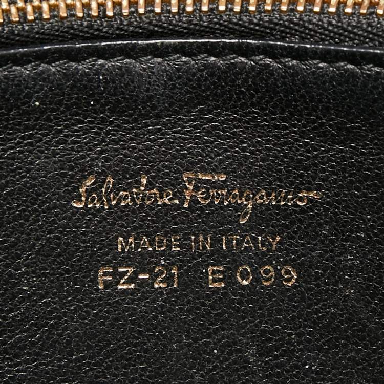 مملوكة مسبقًا Salvatore Ferragamo Black Leather Aileen Shoulder Bag