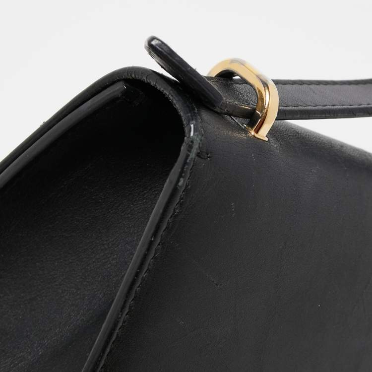 مملوكة مسبقًا Salvatore Ferragamo Black Leather Aileen Shoulder Bag