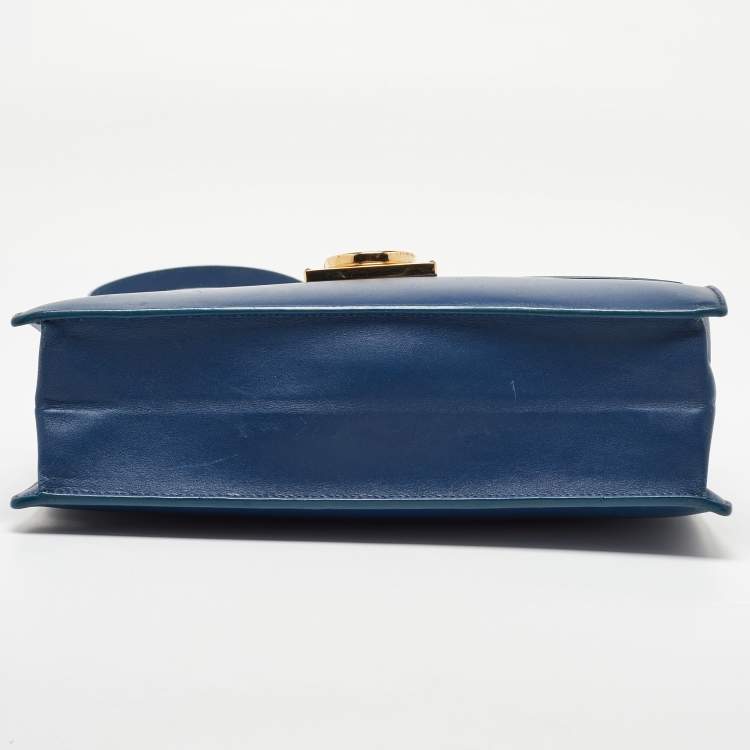 مملوكة مسبقًا Salvatore Ferragamo Navy Blue Leather Gancio Lock Shoulder Bag