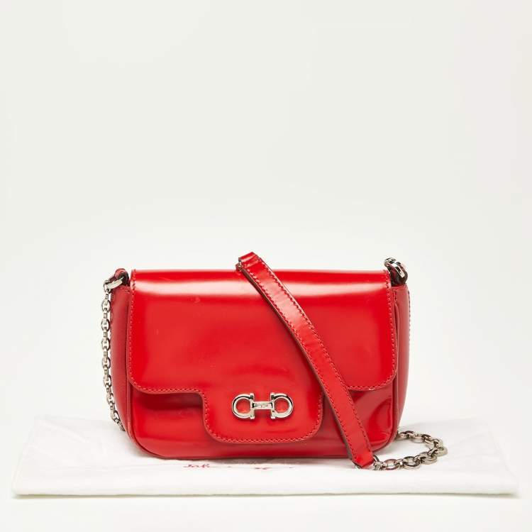 Pre Owned Salvatore Ferragamo Red Glossy Leather Rory Crossbody Bag