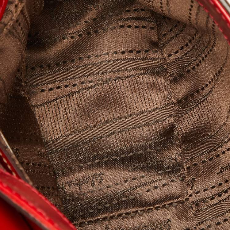 Pre Owned Salvatore Ferragamo Red Glossy Leather Rory Crossbody Bag
