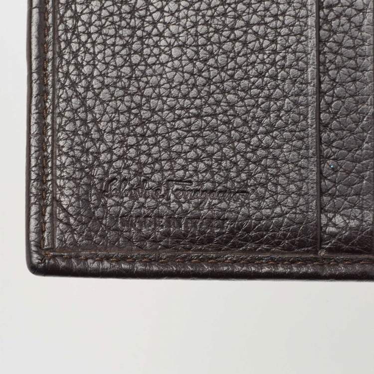 Pre Owned Salvatore Ferragamo Brown Leather Bifold Card Holder