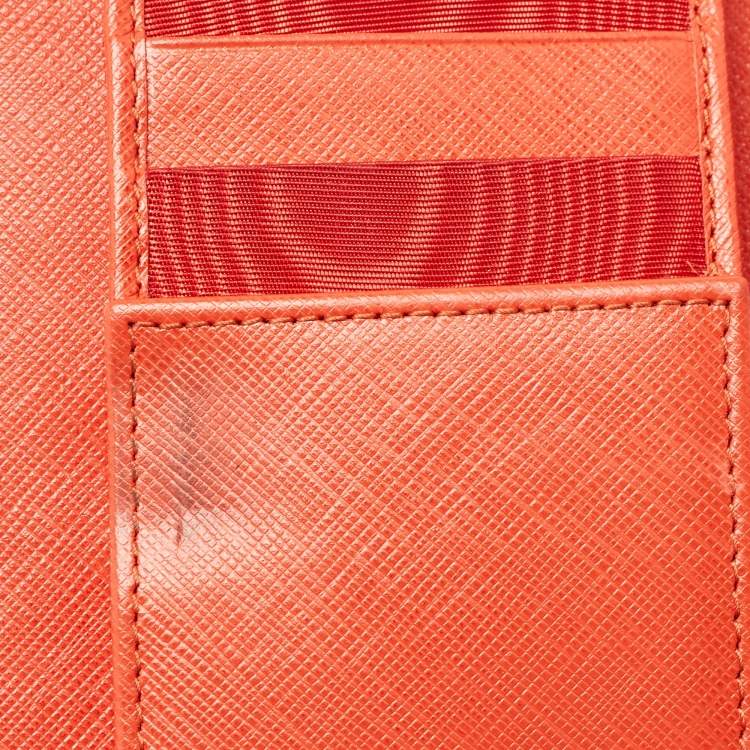 Pre Owned Salvatore Ferragamo Orange Leather Gancini Icona Continental Wallet