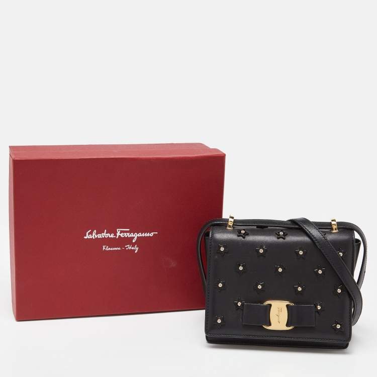 Pre Owned Salvatore Ferragamo Black Leather Vara Bow Embellished Crossbody Bag