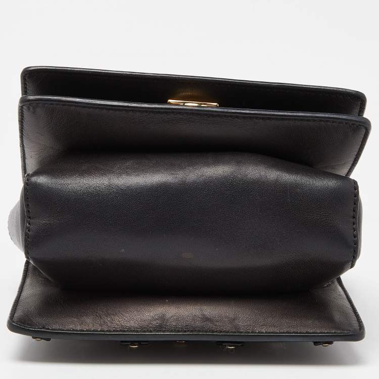 Pre Owned Salvatore Ferragamo Black Leather Vara Bow Embellished Crossbody Bag