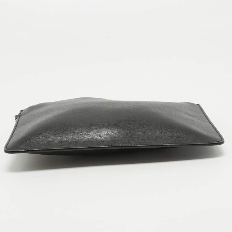 Pre Owned Salvatore Ferragamo Black  Leather Zip Wristlet Pouch