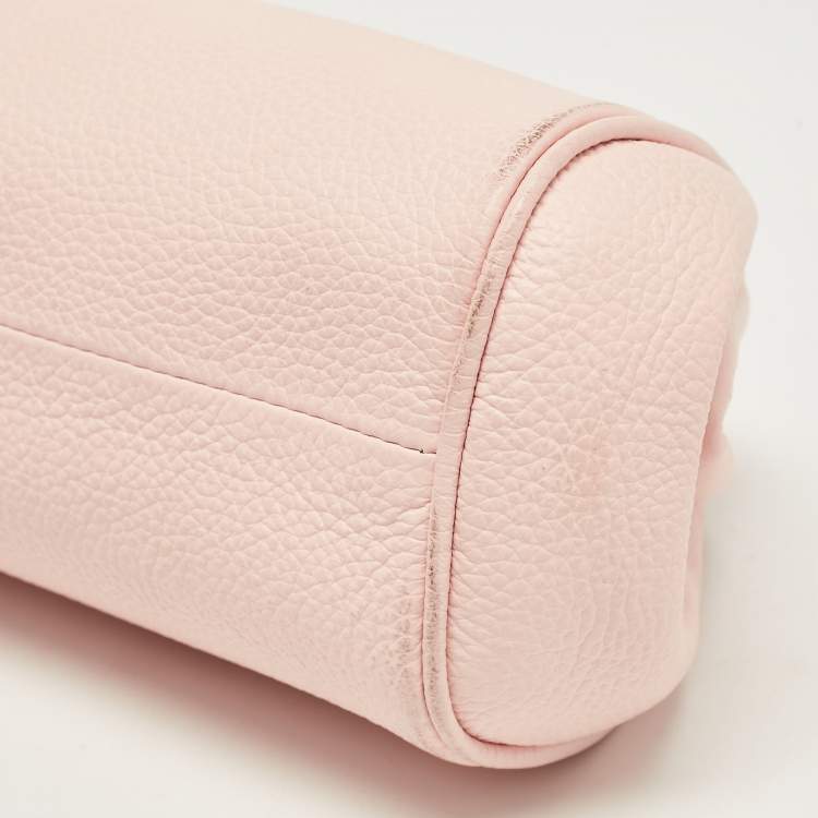 مملوكة مسبقًا Salvatore Ferragamo Pink Leather Gancini Crossbody Bag