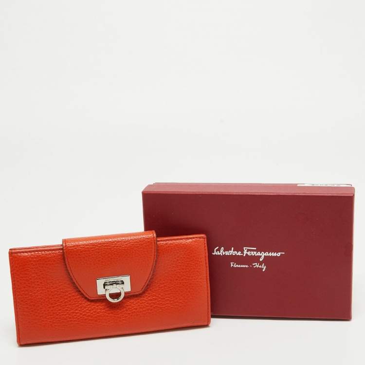 Pre Owned Salvatore Ferragamo Orange Leather Gancini Clasp Flap Wallet