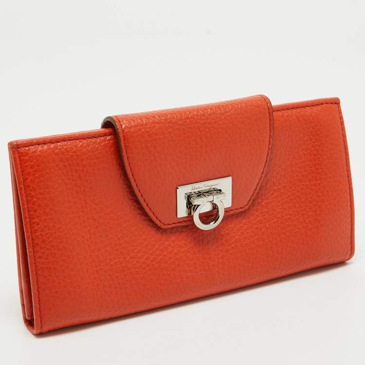 Pre Owned Salvatore Ferragamo Orange Leather Gancini Clasp Flap Wallet
