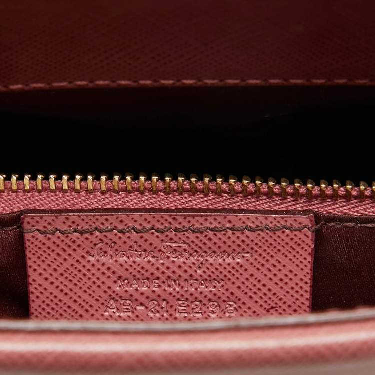 Pre Owned Salvatore Ferragamo Dark Pink Leather Shoulder Bag