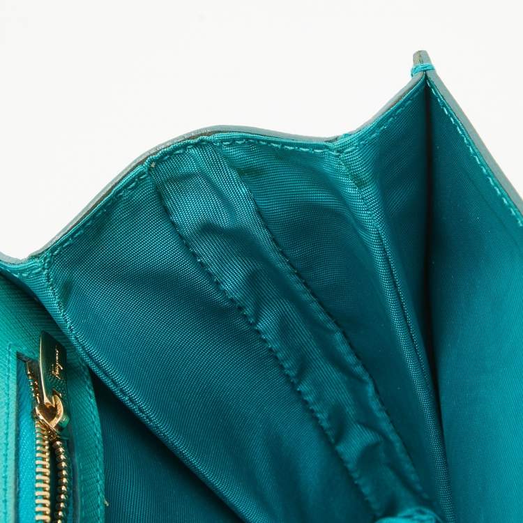 Pre Owned Salvatore Ferragamo Green Leather Miss Vara Bow Shoulder Bag