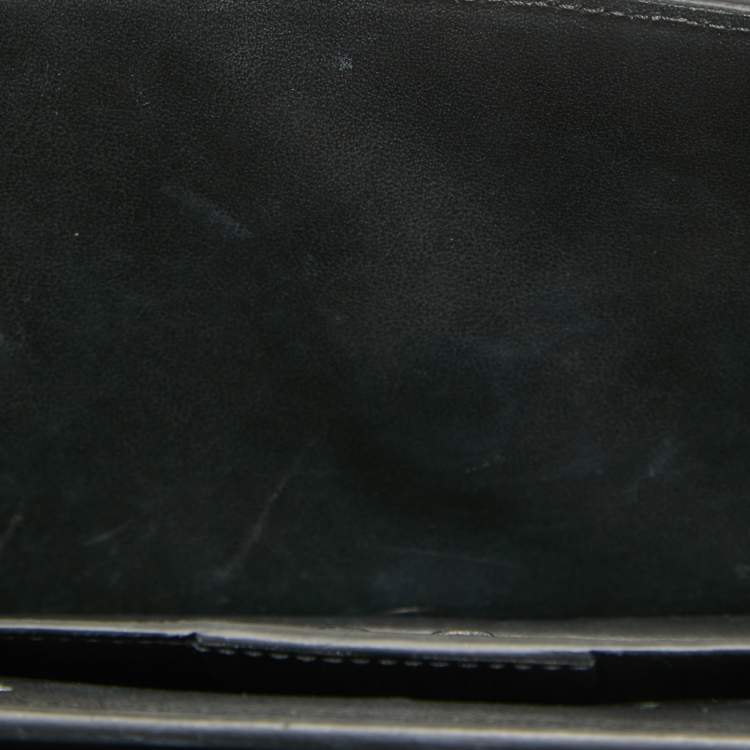 Pre Owned Salvatore Ferragamo Black Leather Vara Bow Shoulder Bag
