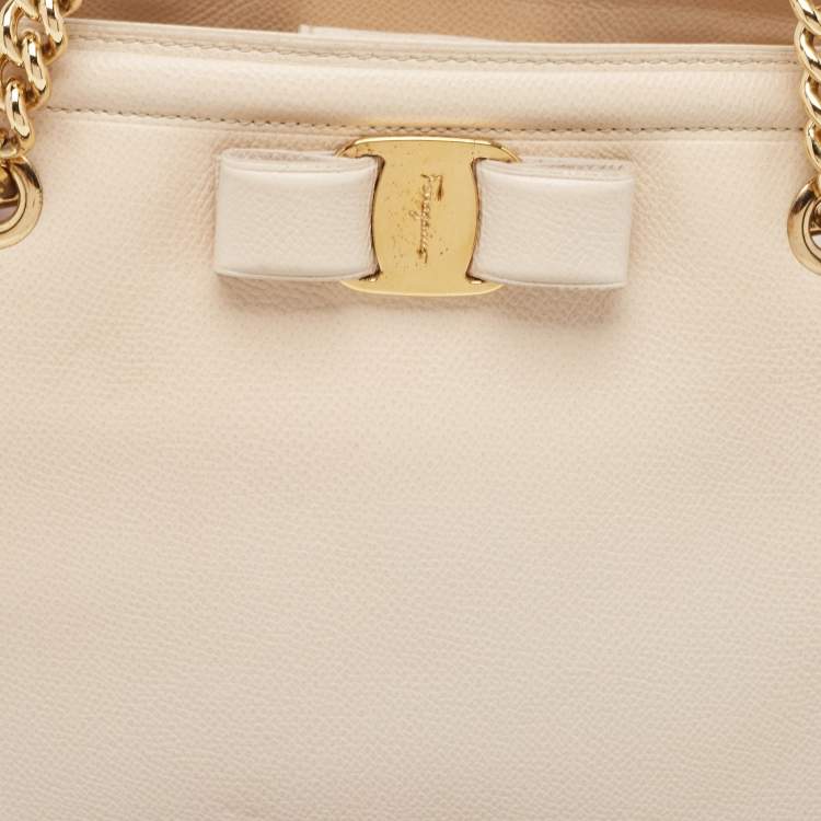 Pre Owned Salvatore Ferragamo Beige Leather Melike Tote