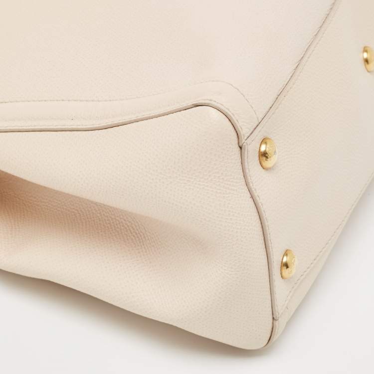 Pre Owned Salvatore Ferragamo Beige Leather Melike Tote