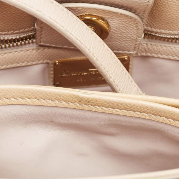 Pre Owned Salvatore Ferragamo Beige Leather Melike Tote