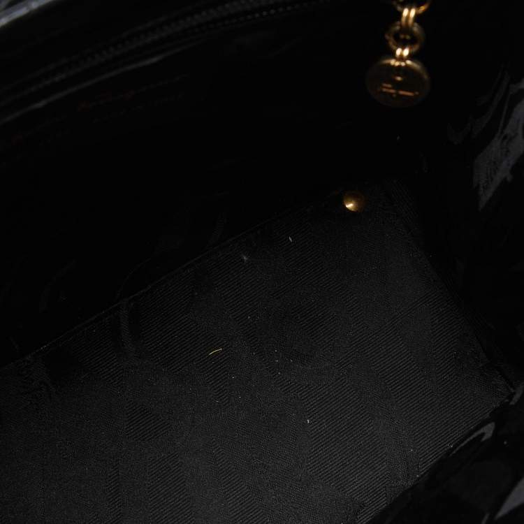 مملوكة مسبقًا Salvatore Ferragamo Black Croc Embossed Leather Tote