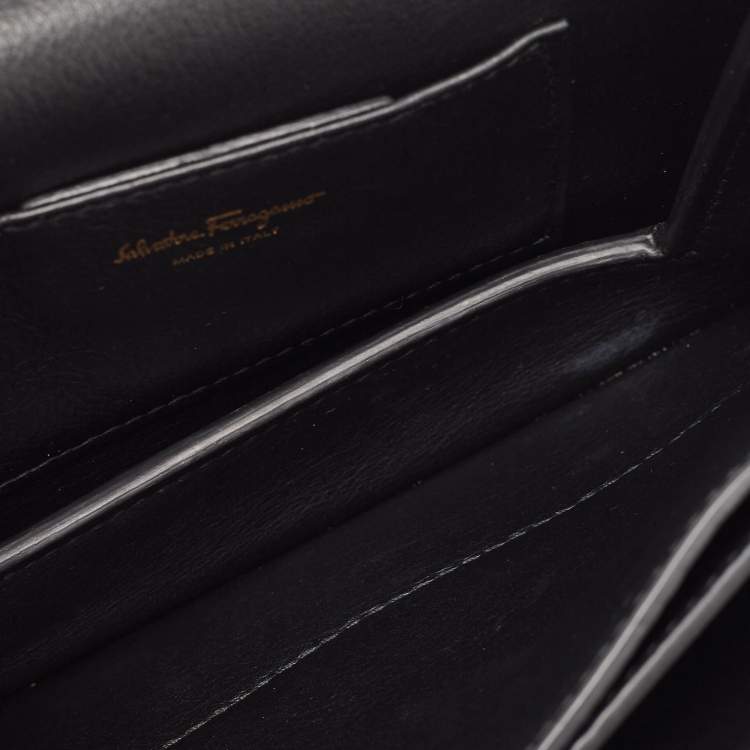 Pre Owned Salvatore Ferragamo Black Leather Small Ginevra Shoulder Bag
