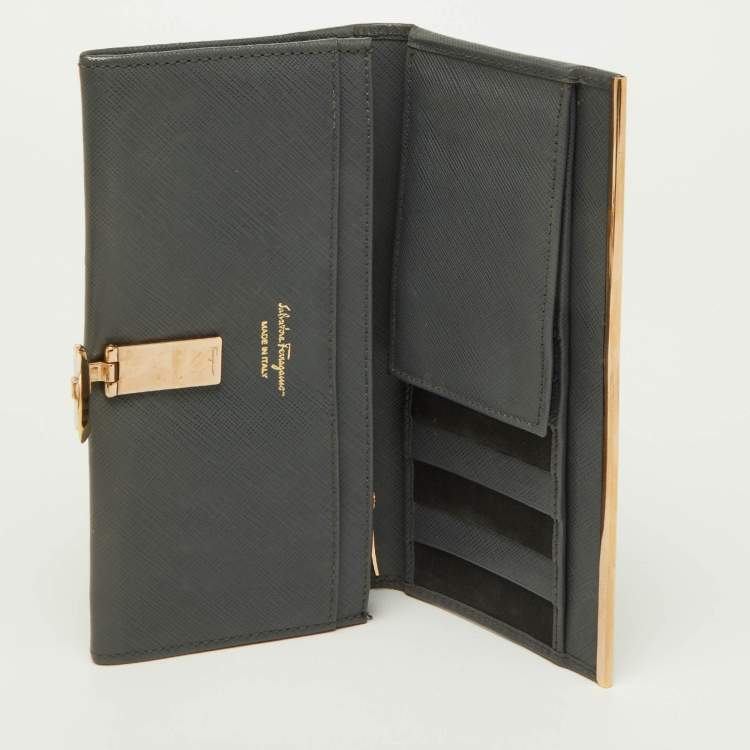 Pre Owned Salvatore Ferragamo Grey Leather Gancini Icona Continental Wallet