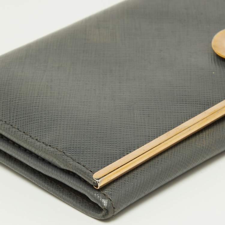 Pre Owned Salvatore Ferragamo Grey Leather Gancini Icona Continental Wallet