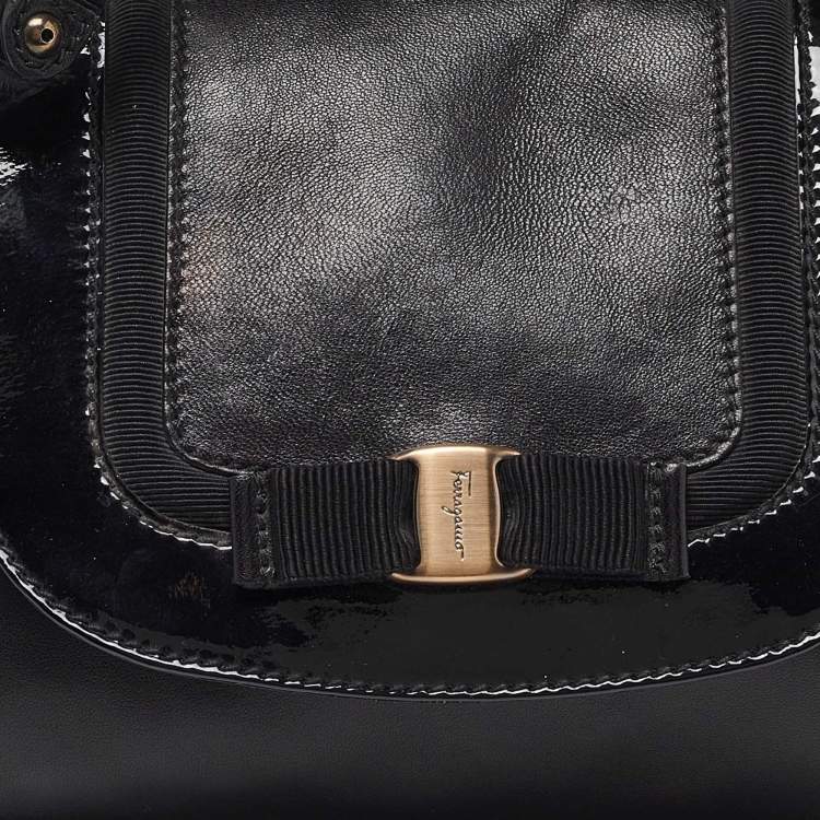 Pre Owned Salvatore Ferragamo Black Leather Flap Satchel