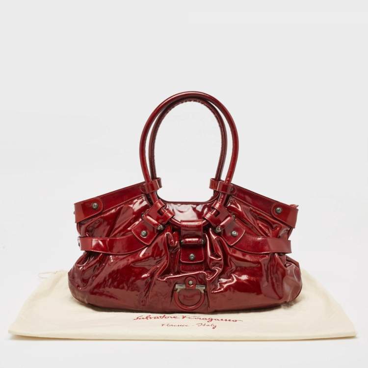 Pre Owned Salvatore Ferragamo Red Patent Leather Celtico Hobo
