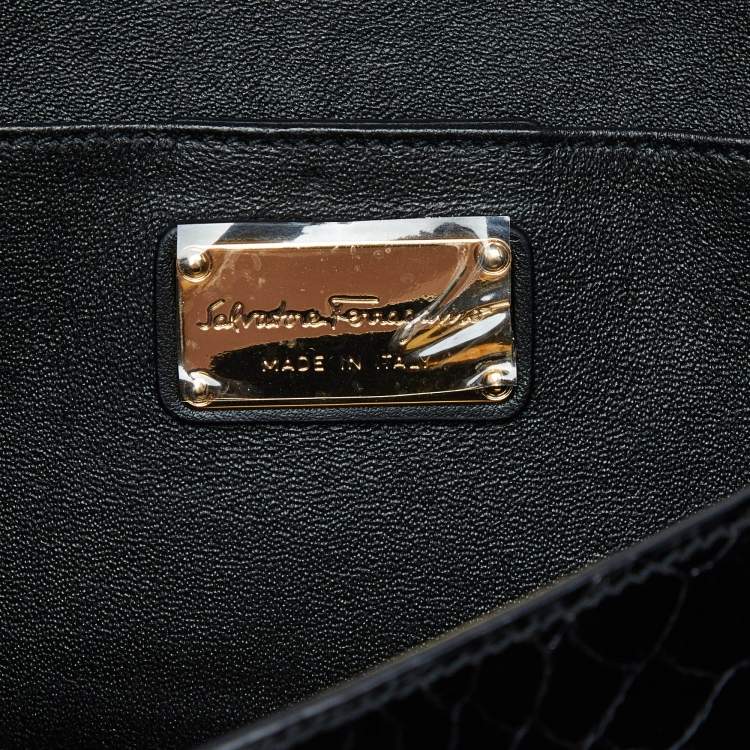Pre Owned Salvatore Ferragamo Black Python Afef Gancio Wristlet Clutch