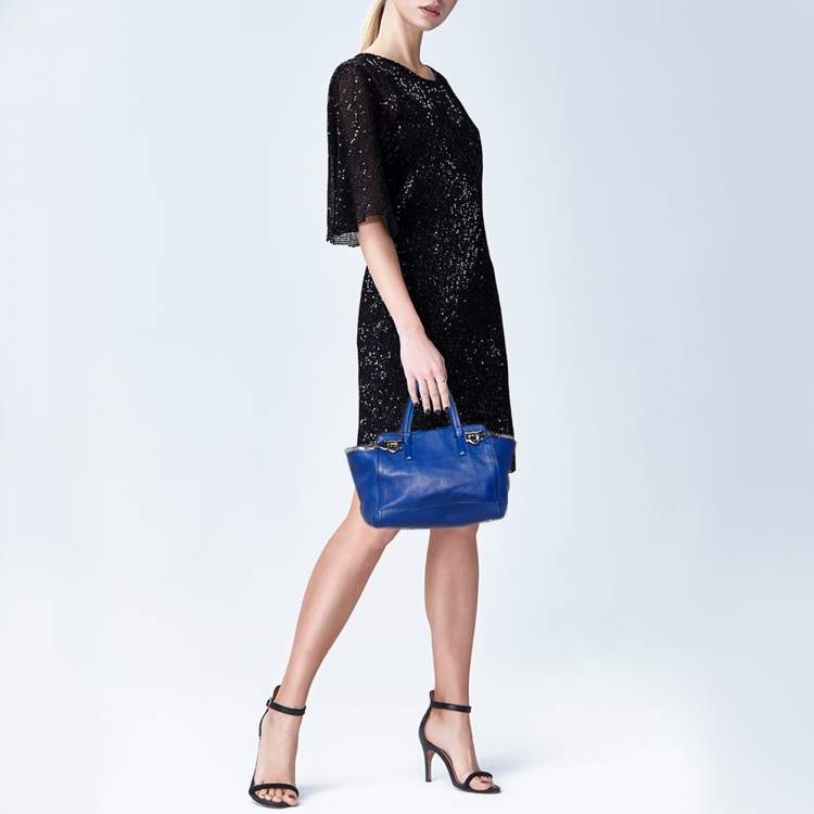 مملوكة مسبقًا Salvatore Ferragamo Blue Leather Zip Tote 