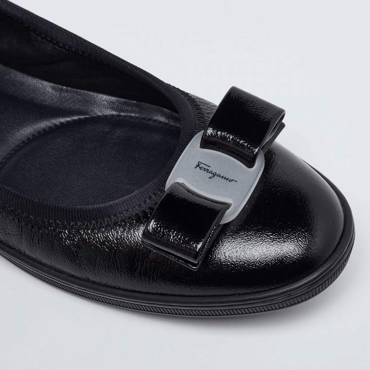 Pre Owned Salvatore Ferragamo Black Patent Leather Vara Bow Ballet Flats Size 39
