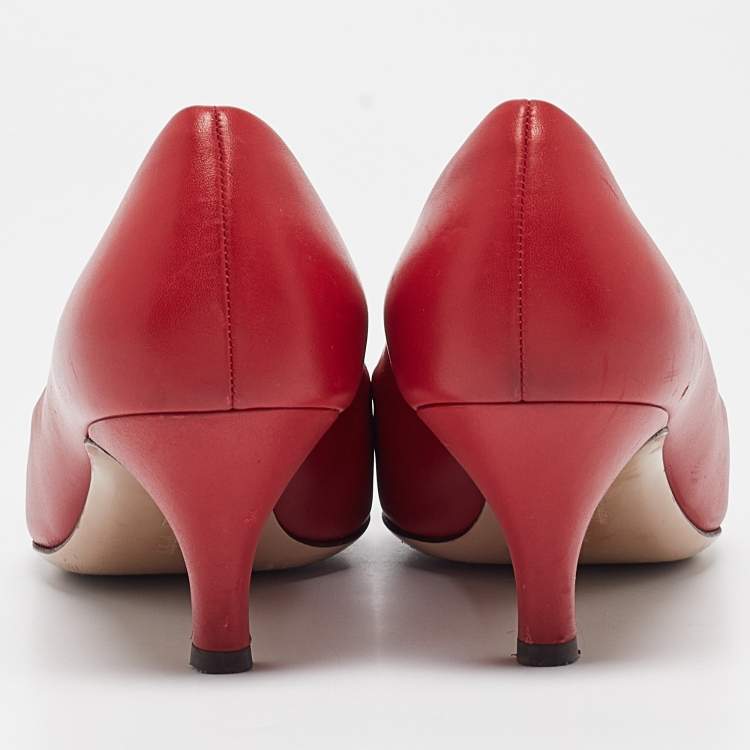 Pre Owned Salvatore Ferragamo Red Leather Vara Bow Pumps Size 37.5